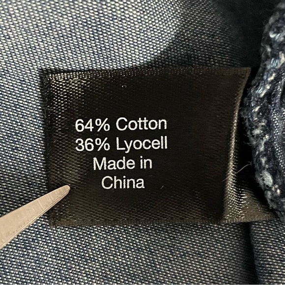 Lane Bryant Blue Chambray Tunic Length Button-Down Collared Shirt Size 14 / 16 - Picture 10 of 16